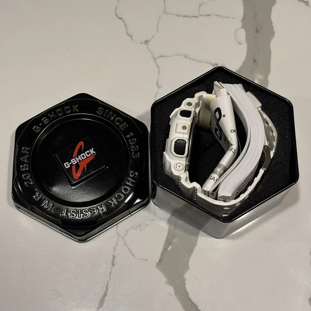Casio G-Shock Watch GA-110GW-7A White Black Module 5146 Box & Papers - TESTED